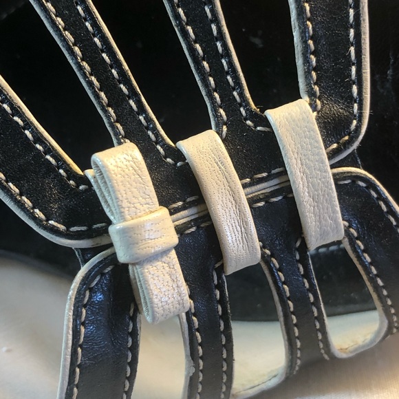 Shoes - Picture 4 of 10